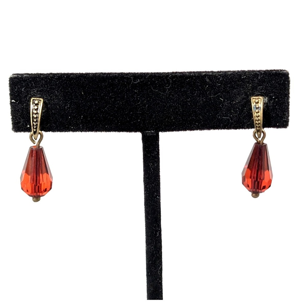 Avon Bronze Tone Red Faceted Teardrop Charm Dainty Vintage Style Earrings Boho